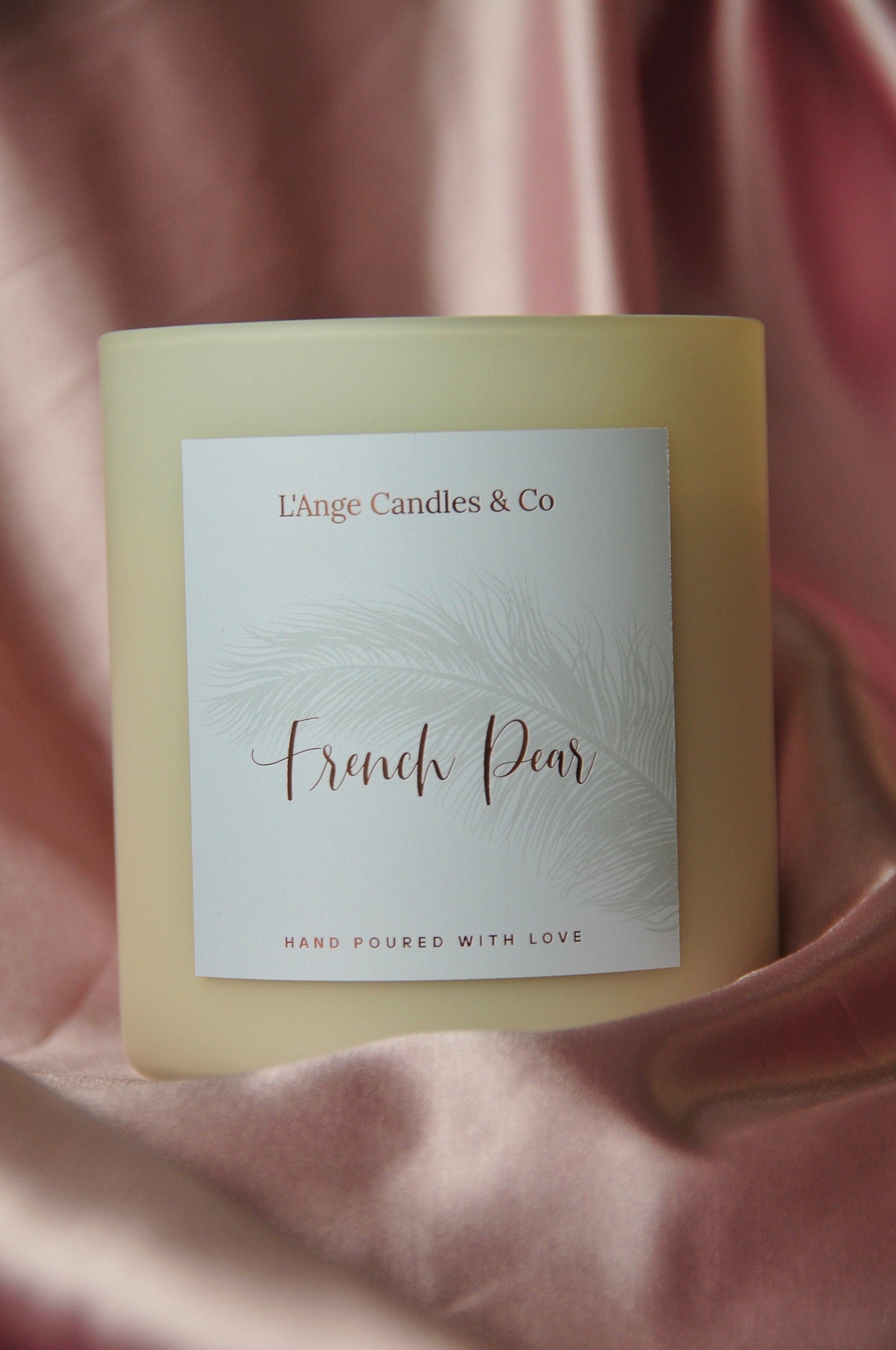 CHAMPAGNE & STRAWBERRY DELUXE CANDLE